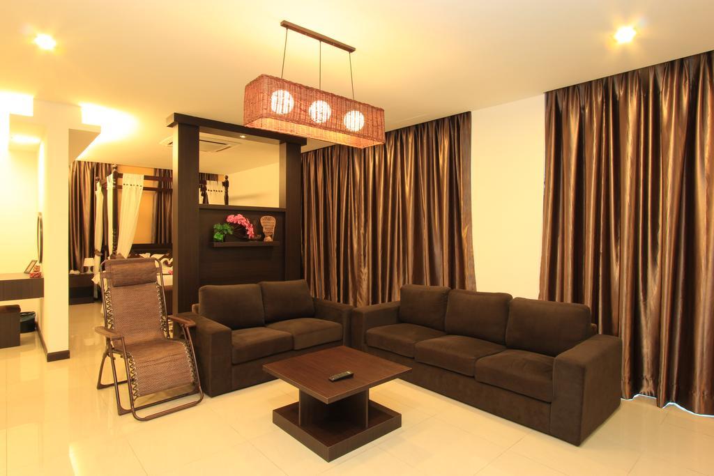 Hotel Downtown 3*